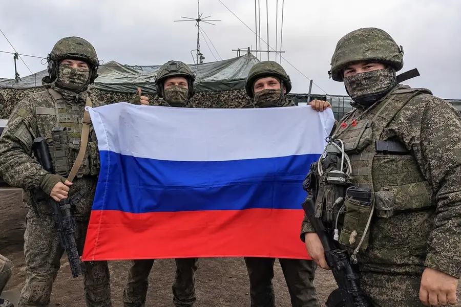 Бойцы с флагом на позиции БПЛА